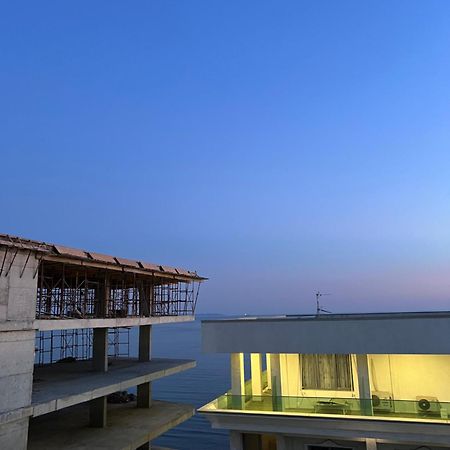 Jur Apartment Durrës 外观 照片