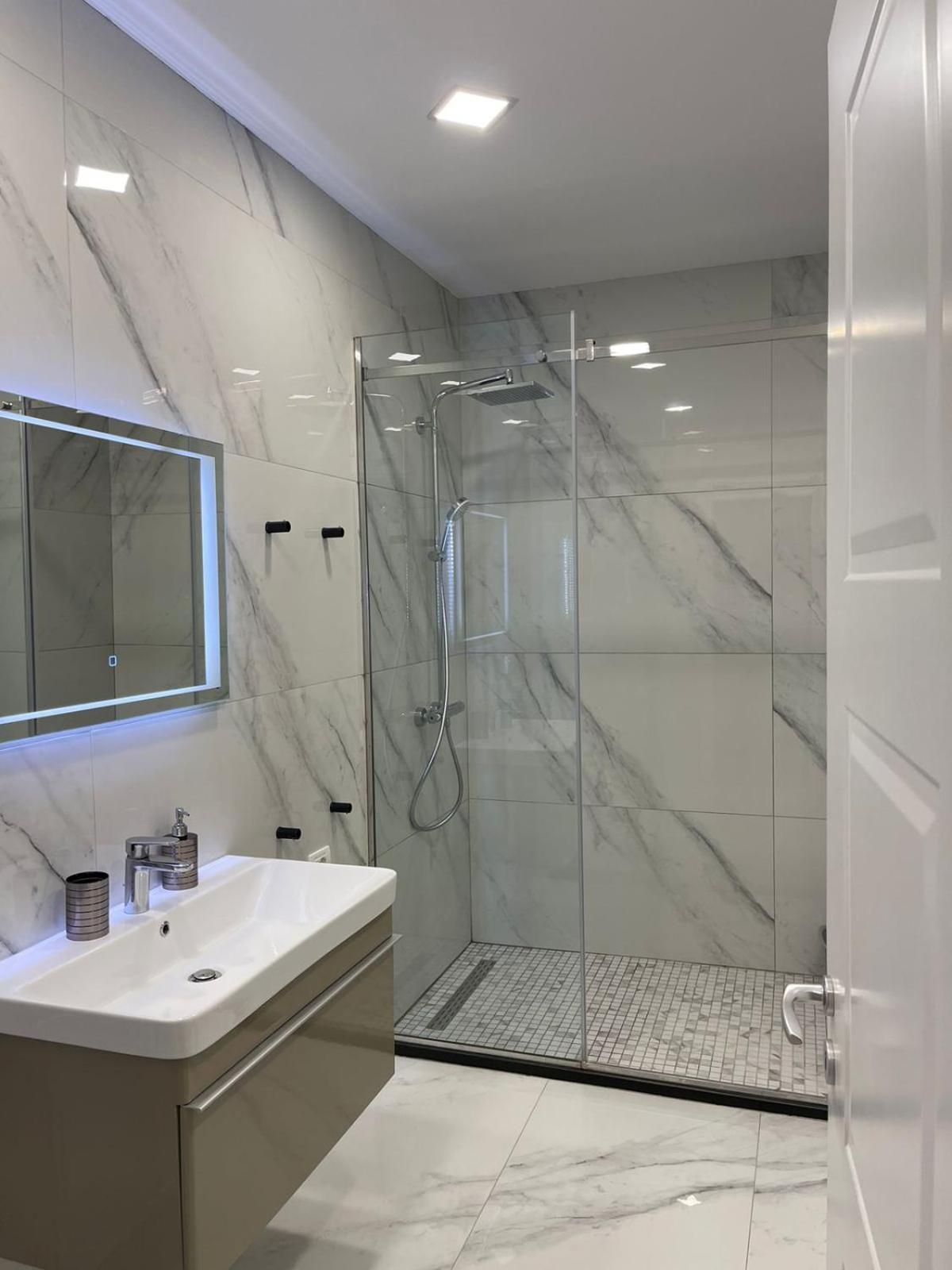 Jur Apartment Durrës 外观 照片